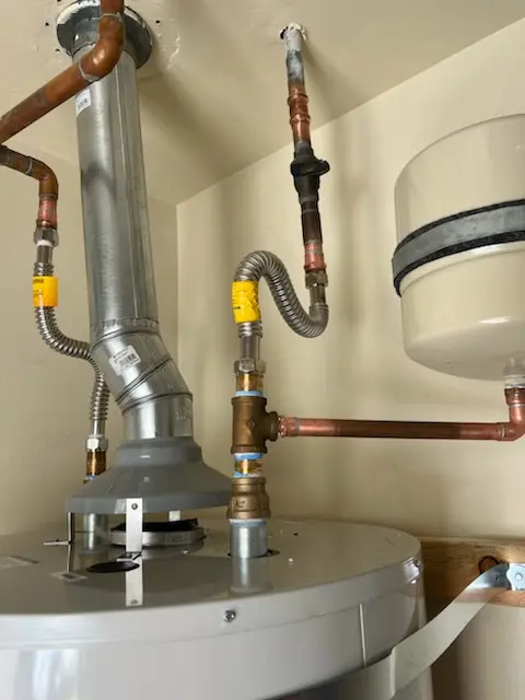 Water heater installation and plumbing repair in Munford